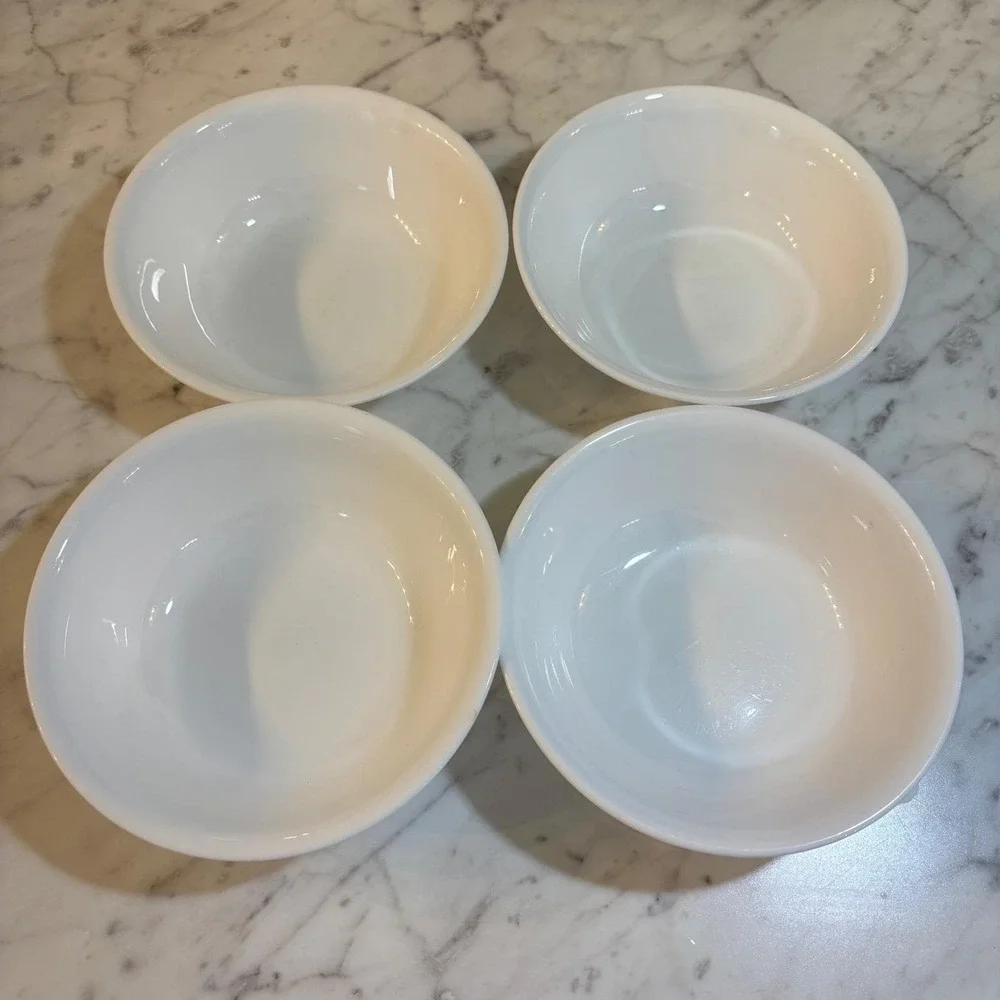 Corelle Livingware Winter Frost White 18oz Cereal Bowls Set of 4 Vitrelle Glass